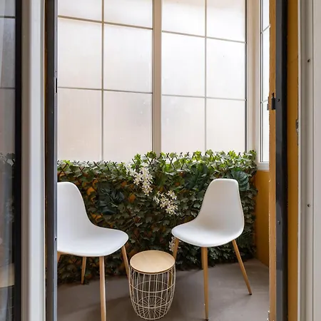 Renting - 5 Massena - Elegant Air-conditioned Cocoon Quiet Patio Massena Apartment Nizza